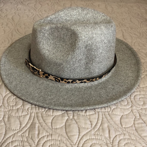 NEW! Oatmeal Felt Panama Hat With Removable Leopard Band! - Picture 5 of 5